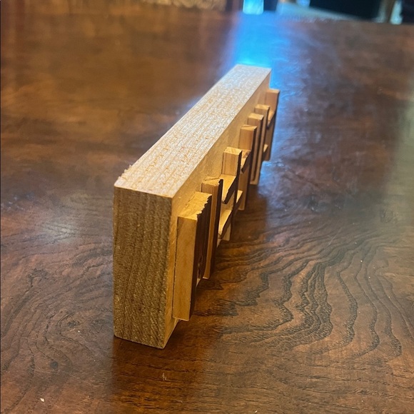 Hidden JESUS Rustic Wooden Wall Art - Picture 4 of 6